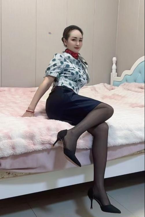 长腿甜美空姐来了-91约啪