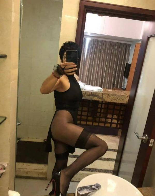 SM女王燕姐来临佛山-91约啪