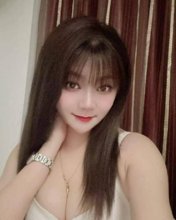 大奶少妇霞霞-91约啪