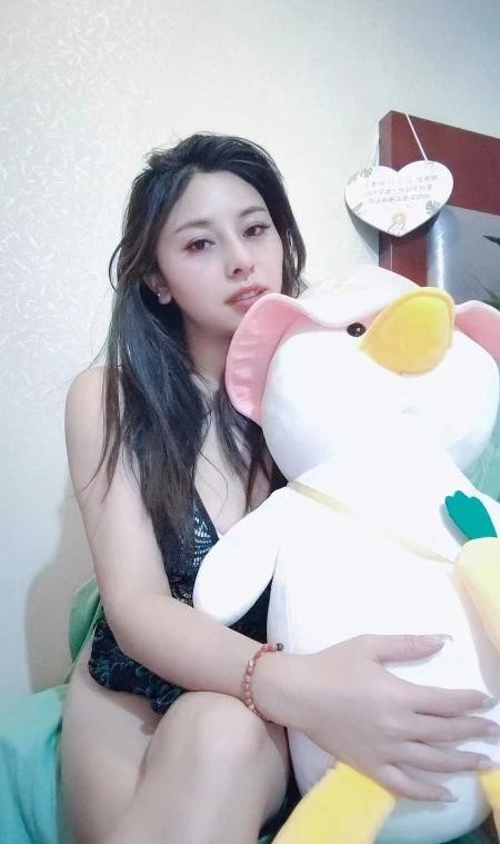 天河舌吻西双版纳美女-91约啪