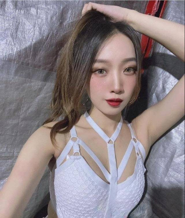 海珠妖娆香奈儿-91约啪
