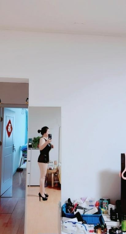 大奶激情潮喷水妞-91约啪