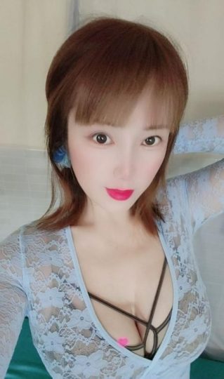 大胸奔放少妇敏儿-91茶馆