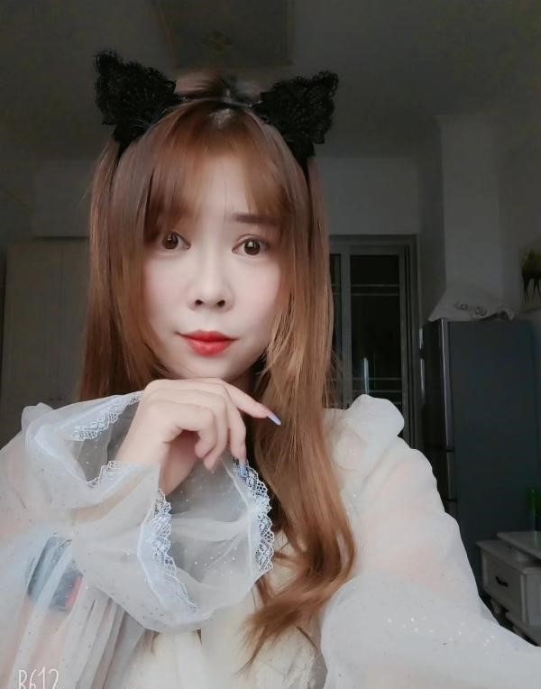 白沙小甜心-91约啪