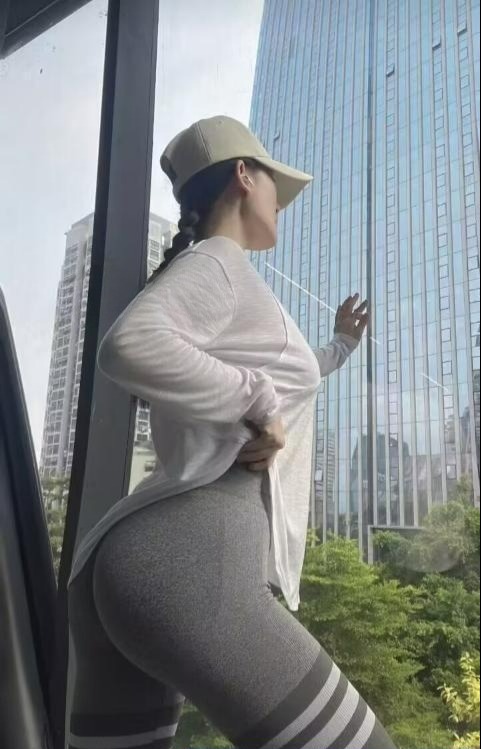 大屁股波姐-91约啪