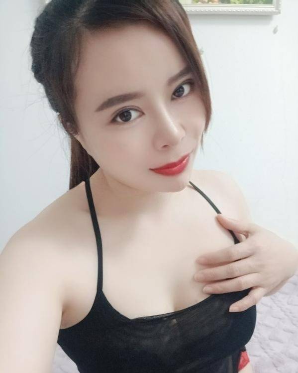 小巧少妇云儿-91约啪