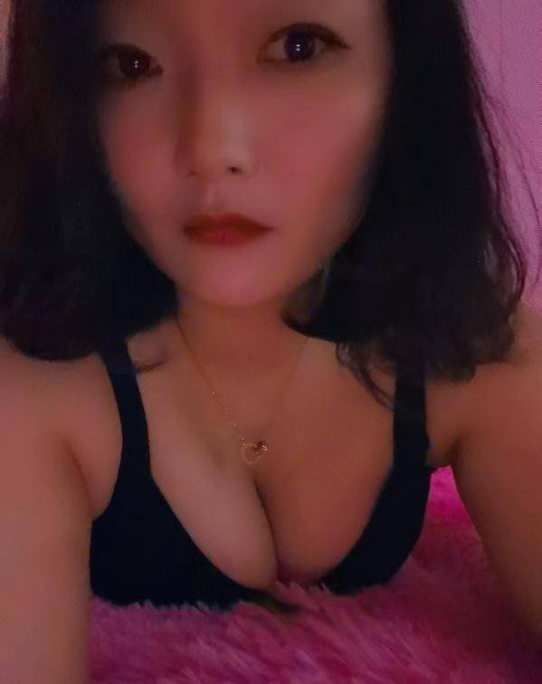 张府园附近大胸少妇-91茶馆