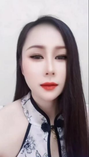 风情万种的小少妇-91茶馆