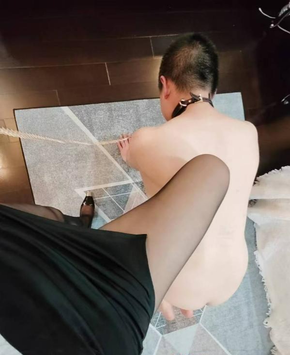 可玩字母的健身教练-91约啪